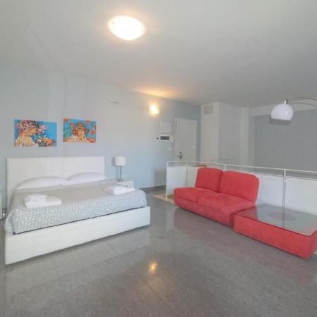 Ferienwohnung Il Cortile Delle Esperidi Lecce Exterior foto