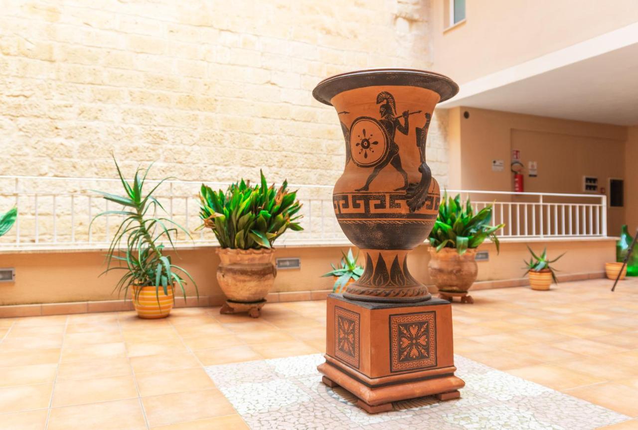 Ferienwohnung Il Cortile Delle Esperidi Lecce Exterior foto
