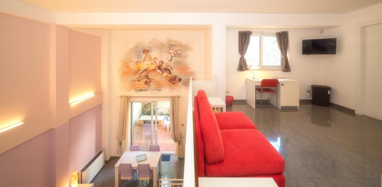 Ferienwohnung Il Cortile Delle Esperidi Lecce Exterior foto