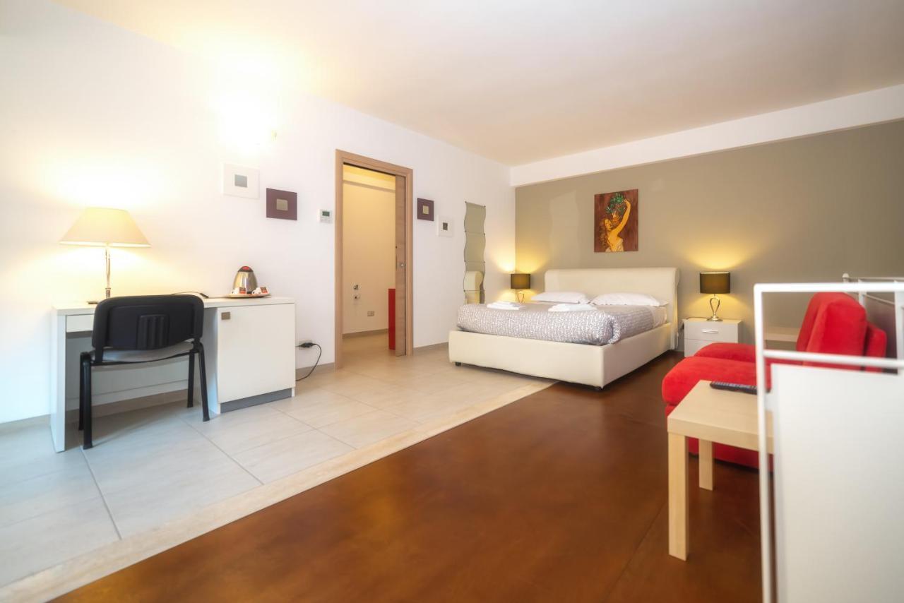 Ferienwohnung Il Cortile Delle Esperidi Lecce Exterior foto