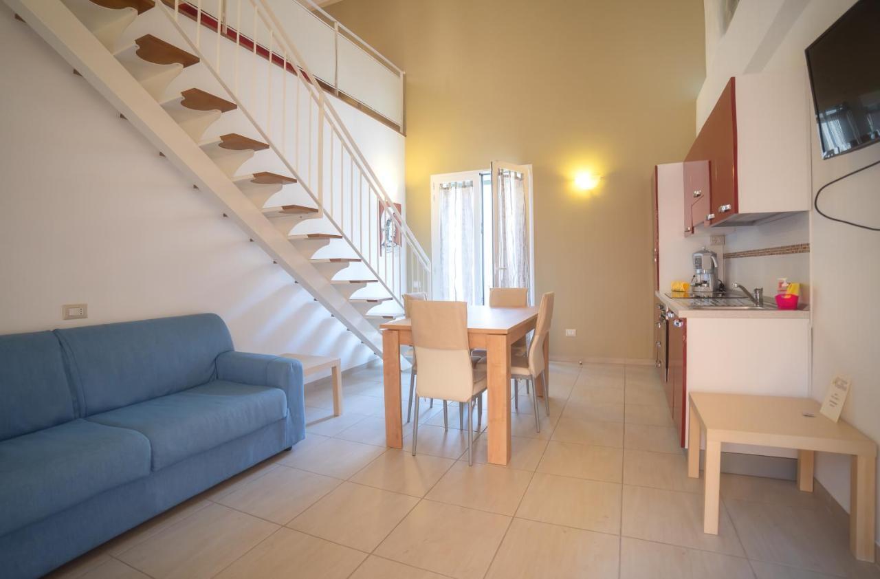 Ferienwohnung Il Cortile Delle Esperidi Lecce Exterior foto
