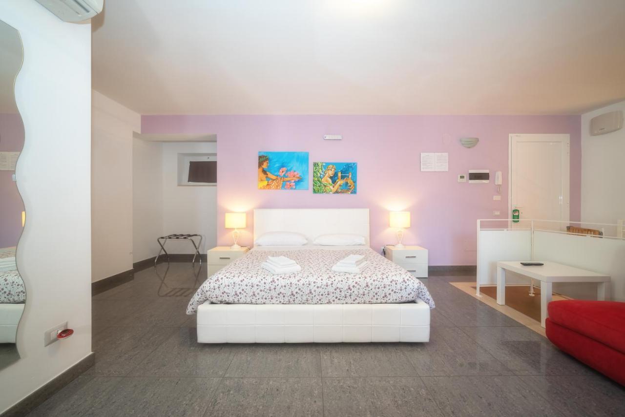 Ferienwohnung Il Cortile Delle Esperidi Lecce Exterior foto