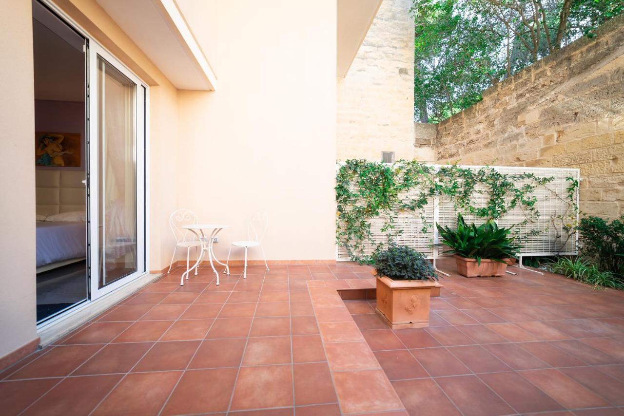 Ferienwohnung Il Cortile Delle Esperidi Lecce Exterior foto