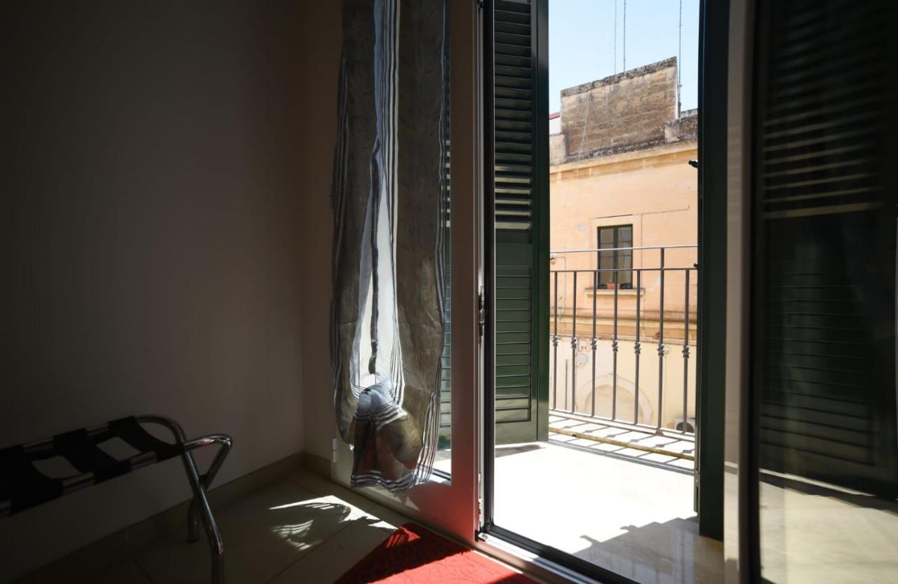 Ferienwohnung Il Cortile Delle Esperidi Lecce Exterior foto