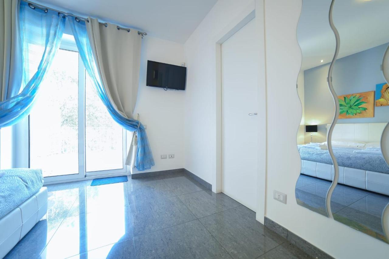 Ferienwohnung Il Cortile Delle Esperidi Lecce Exterior foto