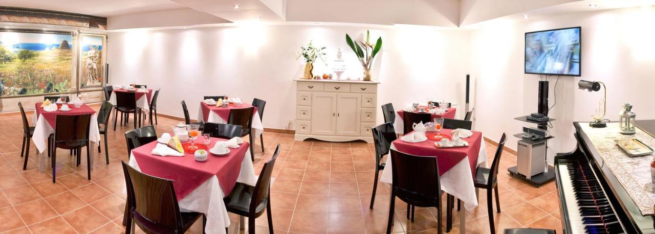 Ferienwohnung Il Cortile Delle Esperidi Lecce Exterior foto