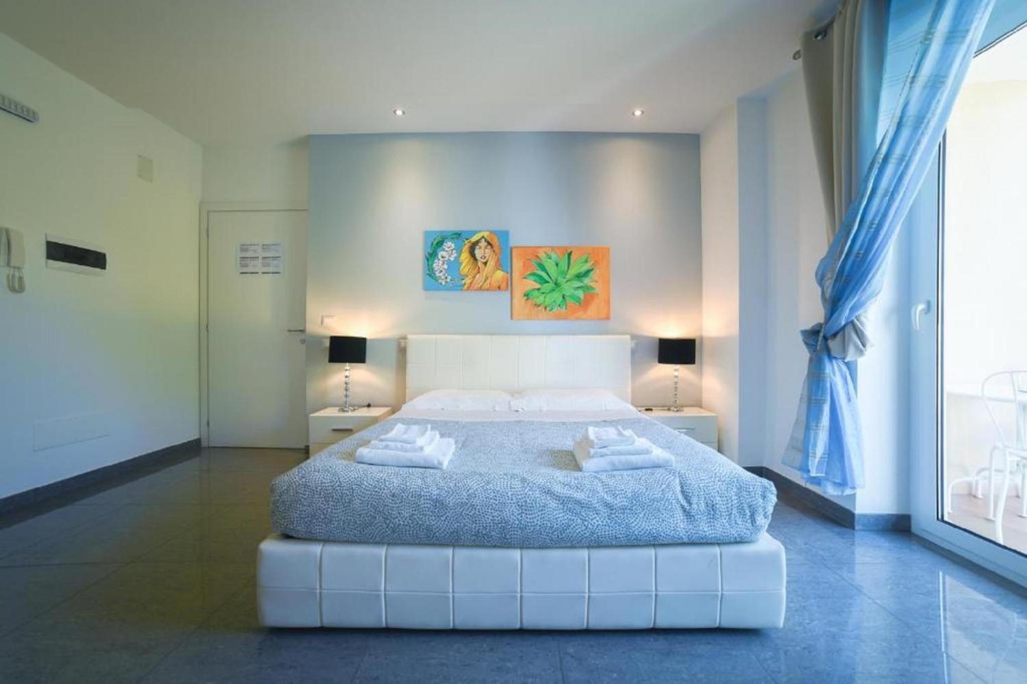 Ferienwohnung Il Cortile Delle Esperidi Lecce Exterior foto